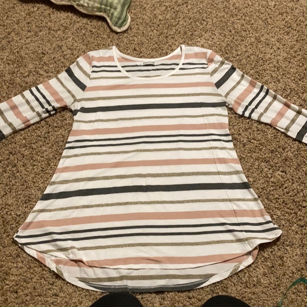 3/4 sleeve stripped top. Size L/XL